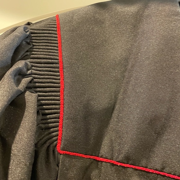 USC University of Southern California Graduation Gown Undergraduate - Picture 7 of 9